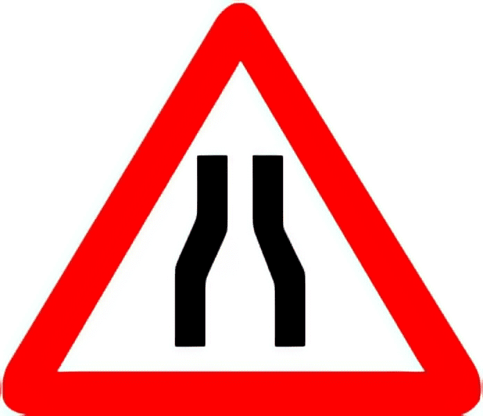 Narrow road traffic sign colored