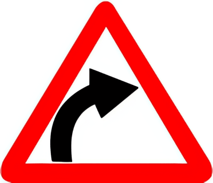 Right-hand curve traffic sign colored