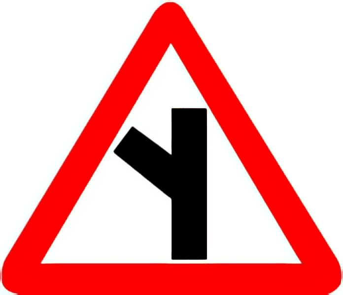Y-intersection traffic sign colored